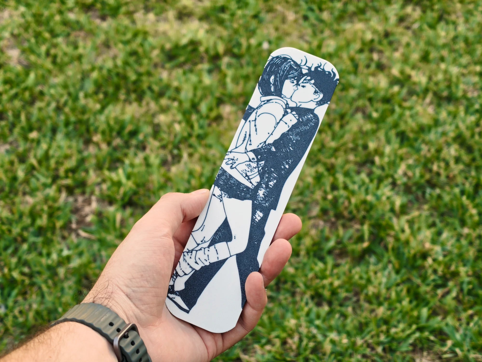 Marcapáginas del beso de Momo y Okarun