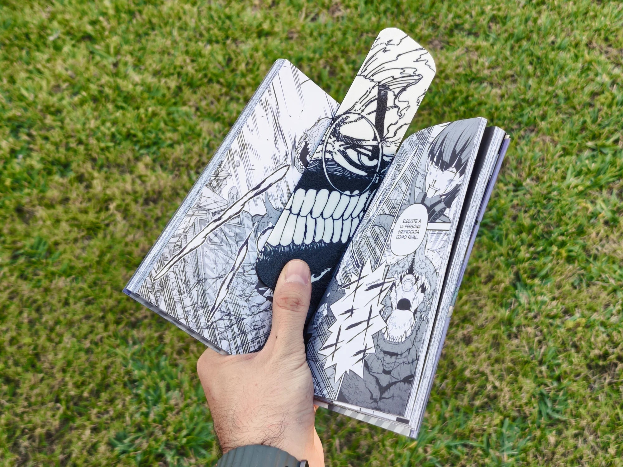 Marcapáginas de Okarun transformado