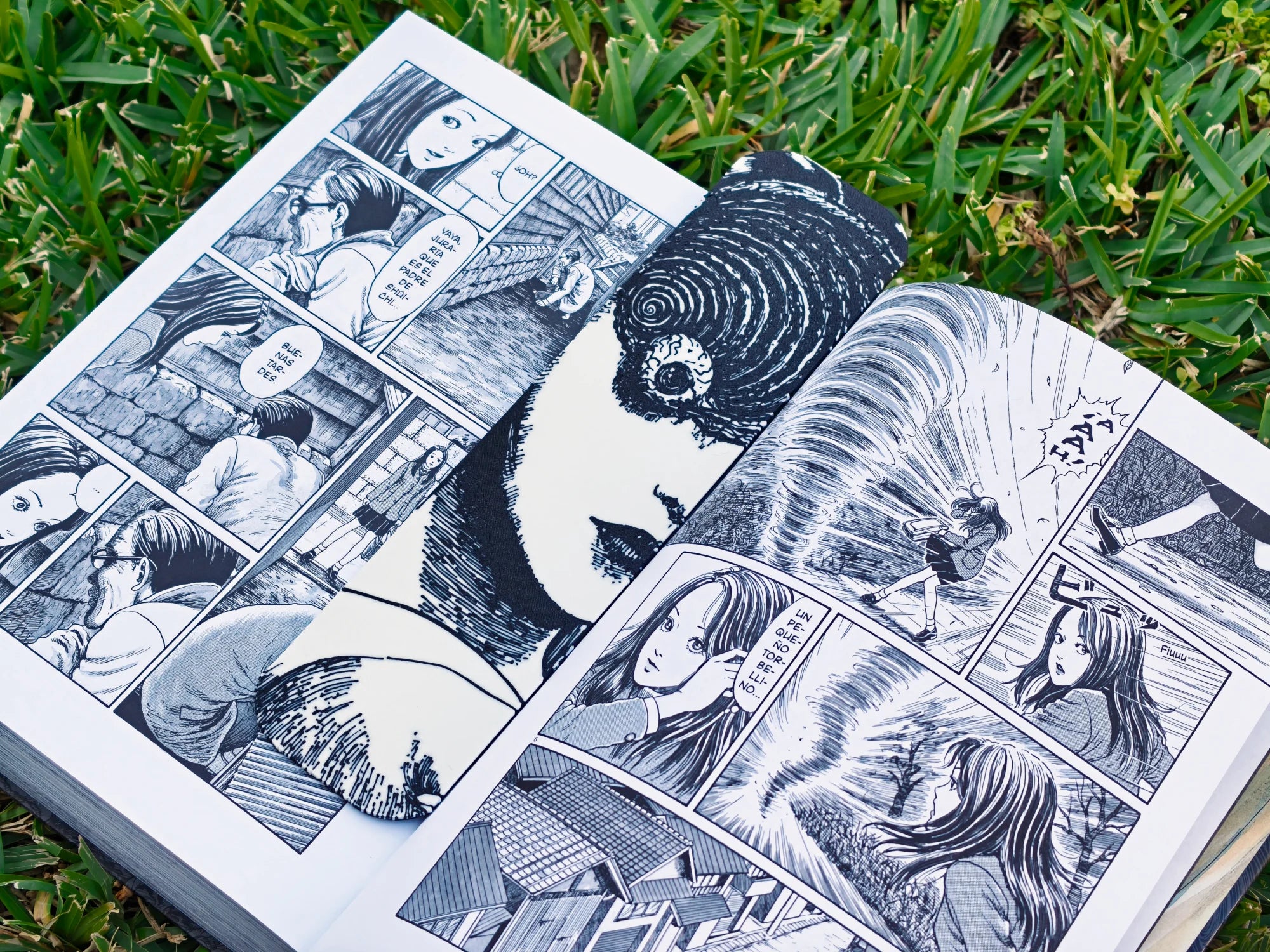 Marcapáginas de Azami Kurotami