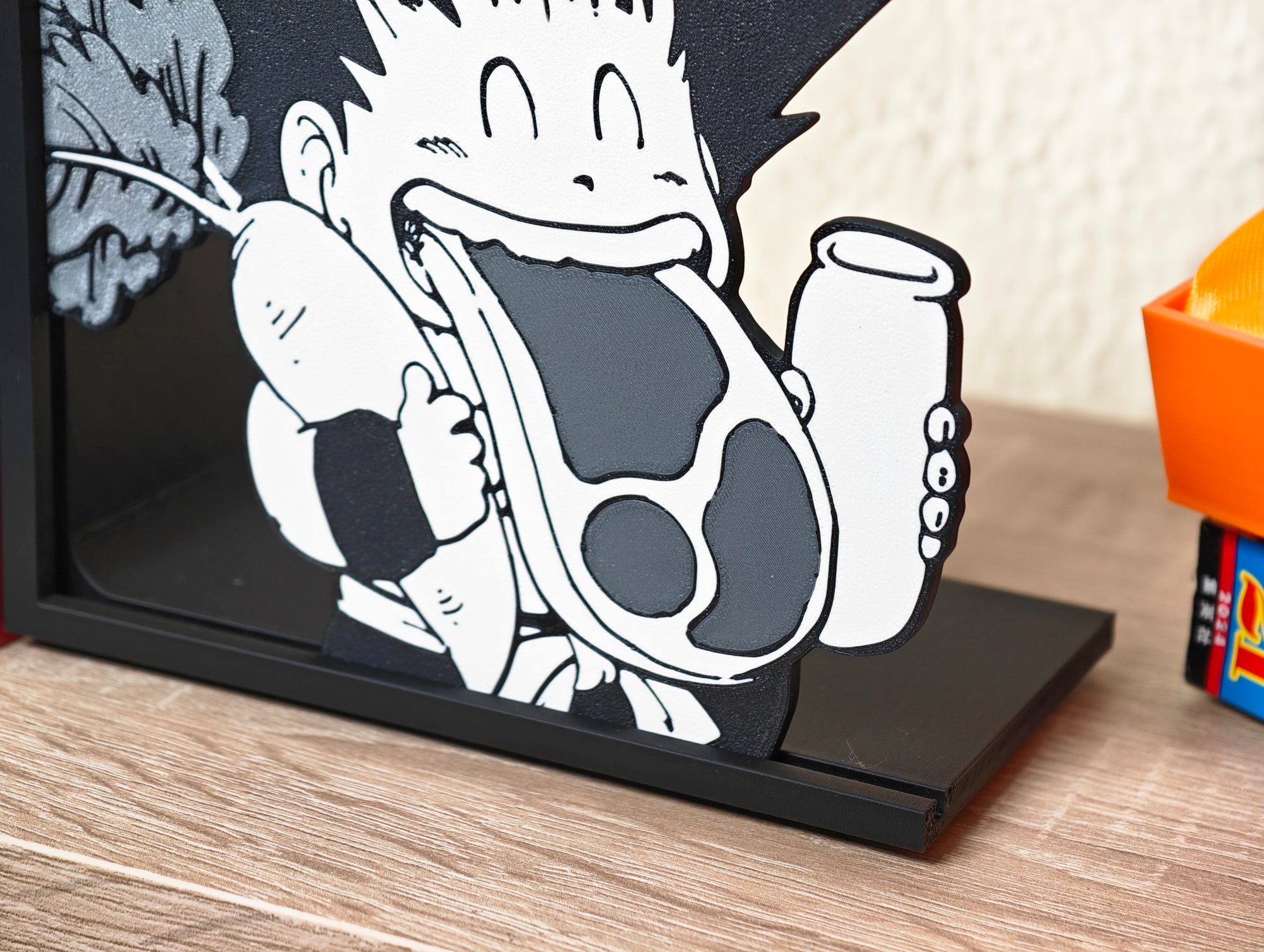 Sujetalibros de Son Goku comiendo
