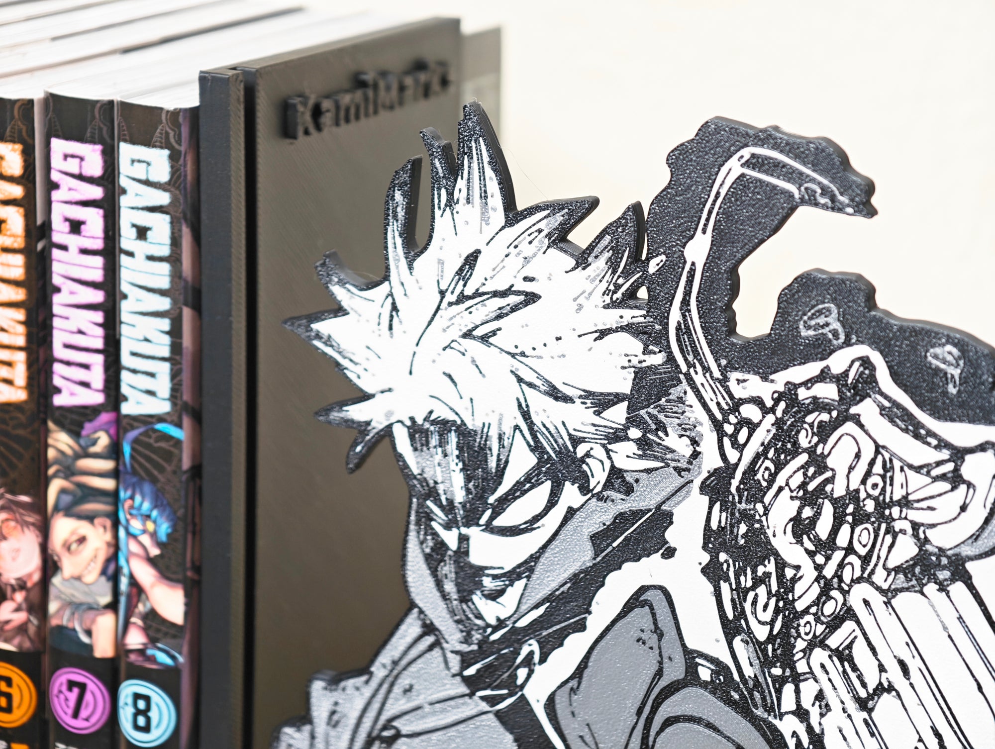 Sujetalibros de Rudo con el amuleto