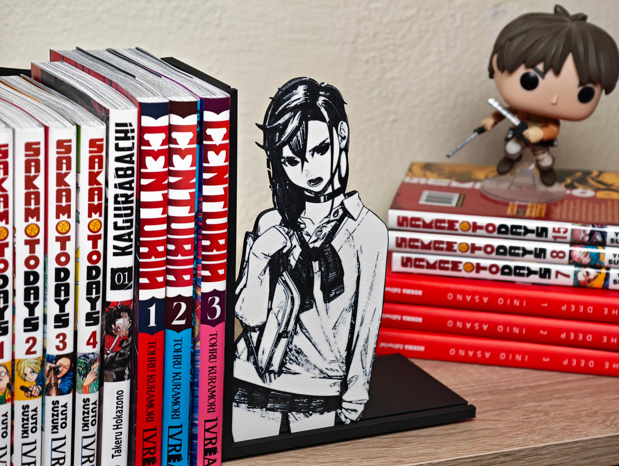 Sujetalibros de Momo Ayase